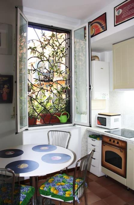 Colosseo Vintage Apartment Рим Экстерьер фото